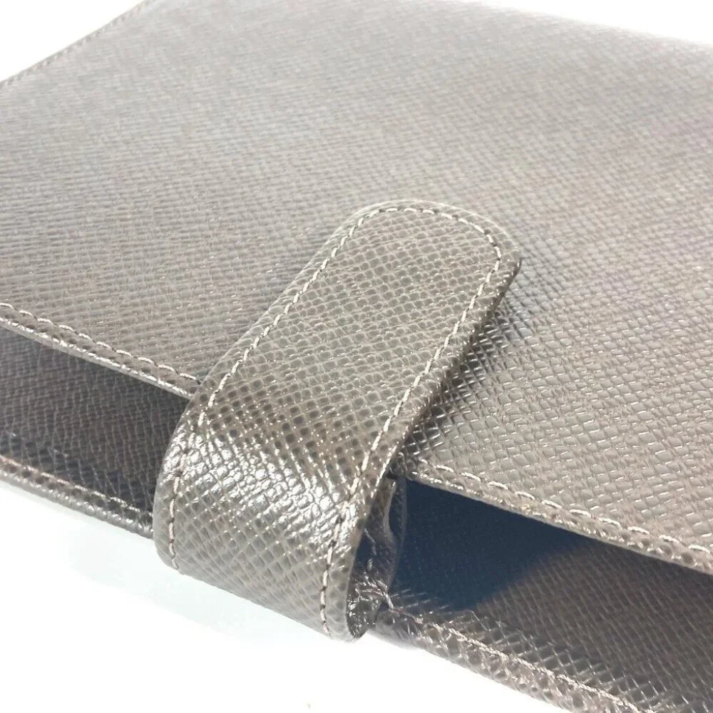 LOUIS VUITTON R20432 Taiga AgendaMM Stationery System Planner Notebook cover